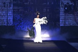 中国北京婚博会现场国际婚纱礼服流行时尚发布 中国北京婚博会现场国际婚纱礼服流行时尚发布